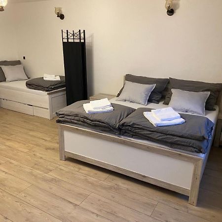 Apartman Pod Mandloni Starovice Bagian luar foto