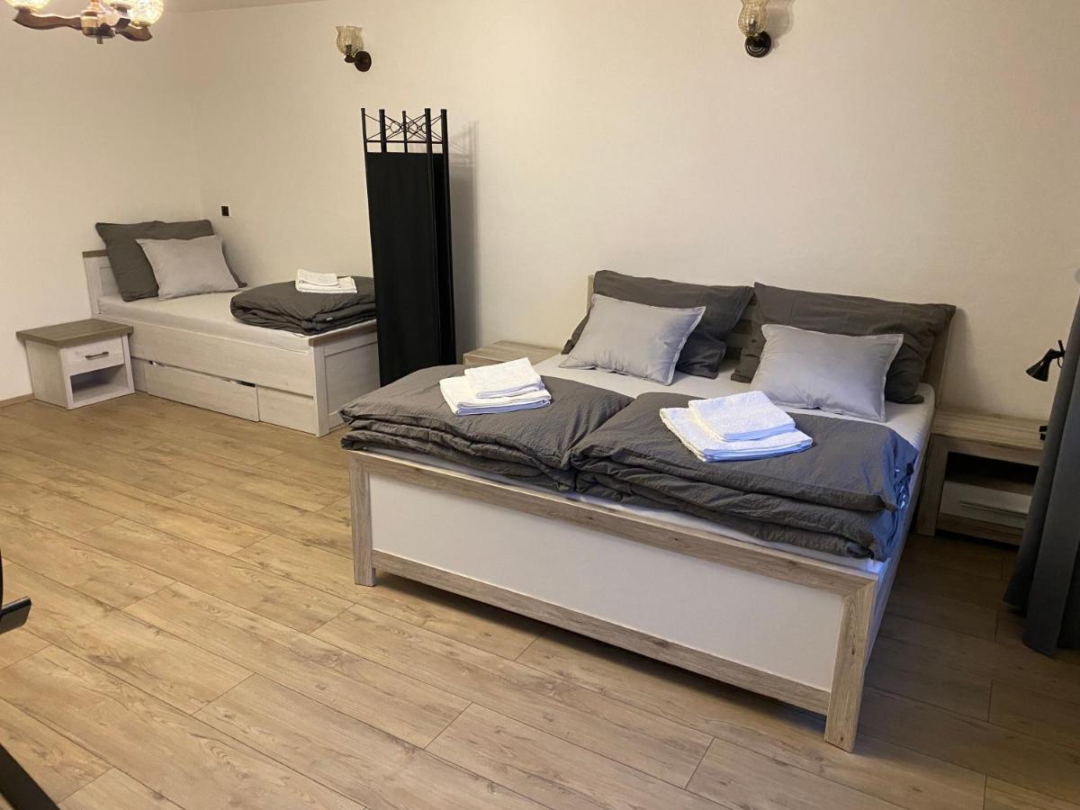 Apartman Pod Mandloni Starovice Bagian luar foto